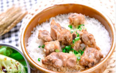舌品天下排骨米饭~（美味排骨餐桌）