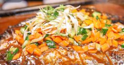 东方美食飞碟烤鱼~（美味烤鱼特色餐厅）